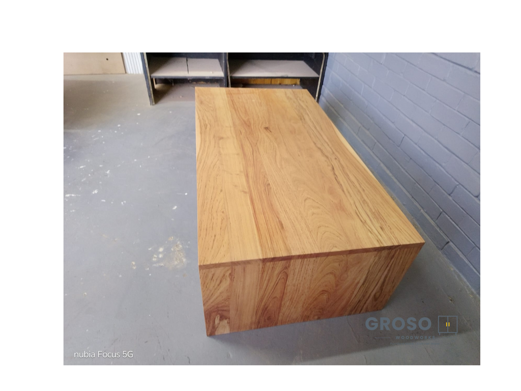 Alice Cofee Table