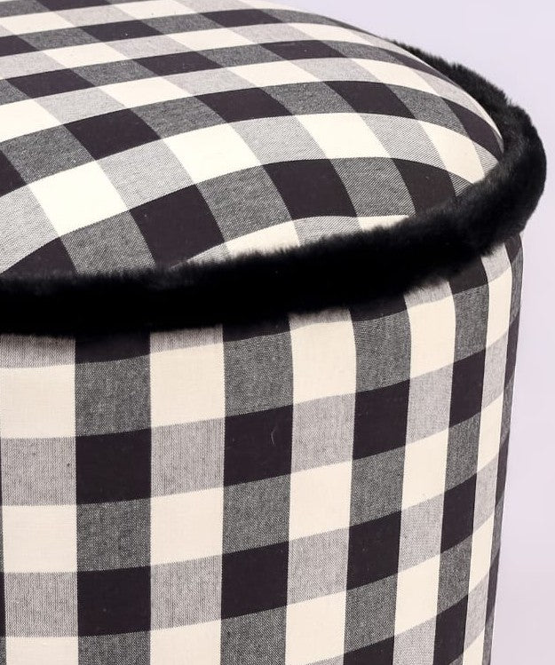 Ntsika gingham Ottoman
